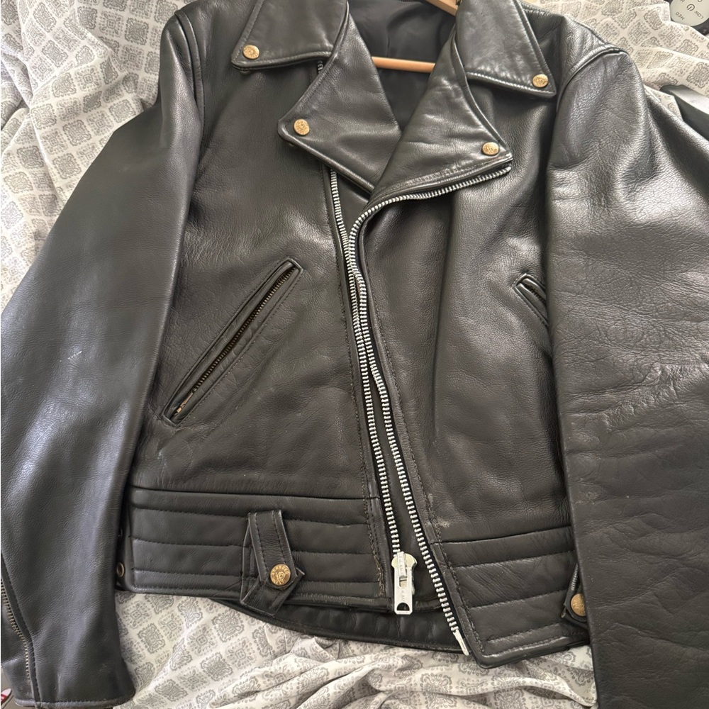 Classic Black Leather Bomber Jacket with Metal Zip